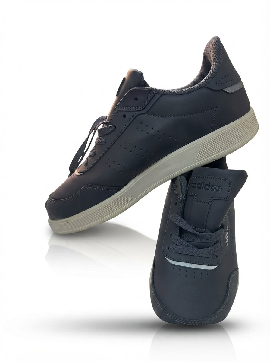 Adidas Classic Court Sneakers